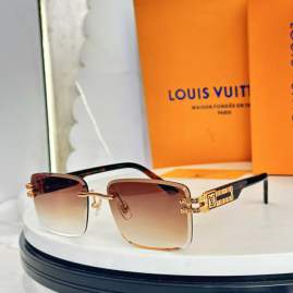 Picture of Louis Vuitton Sunglasses _SKUfw77121267fw